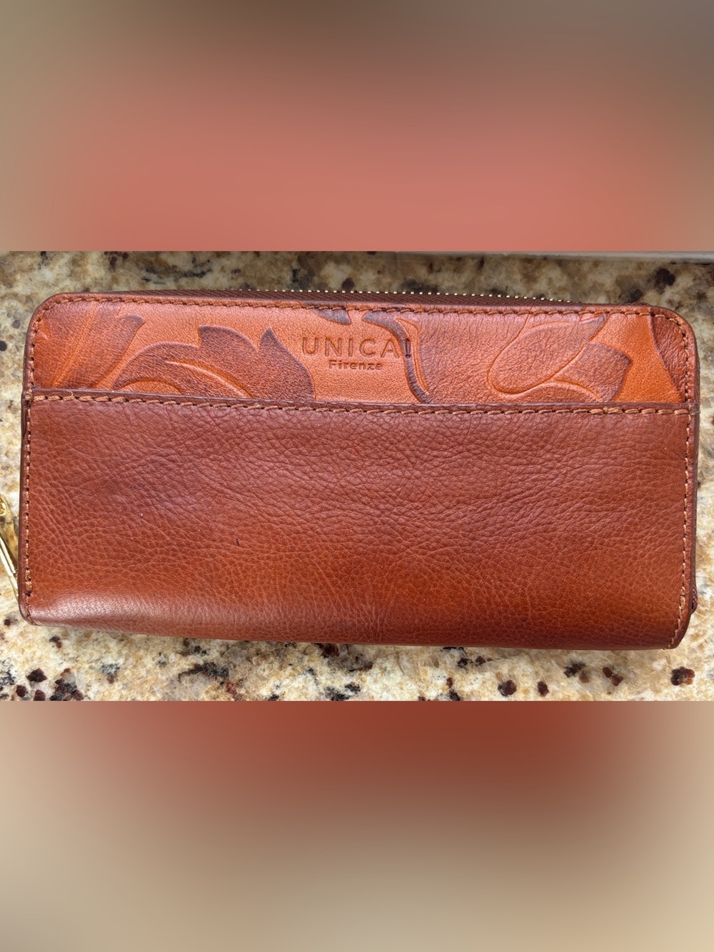 Unica! Firenze Tan Embossed Leather Zip Wallet Made in Italy - like new!